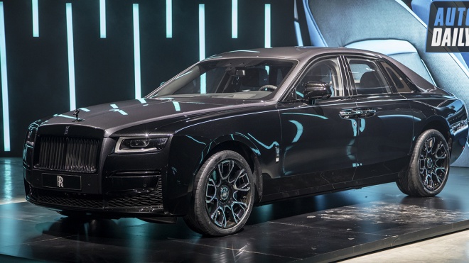 Cận cảnh Rolls-Royce Black Badge Ghost 2022 giá hơn 33 tỷ đồng tại Việt Nam